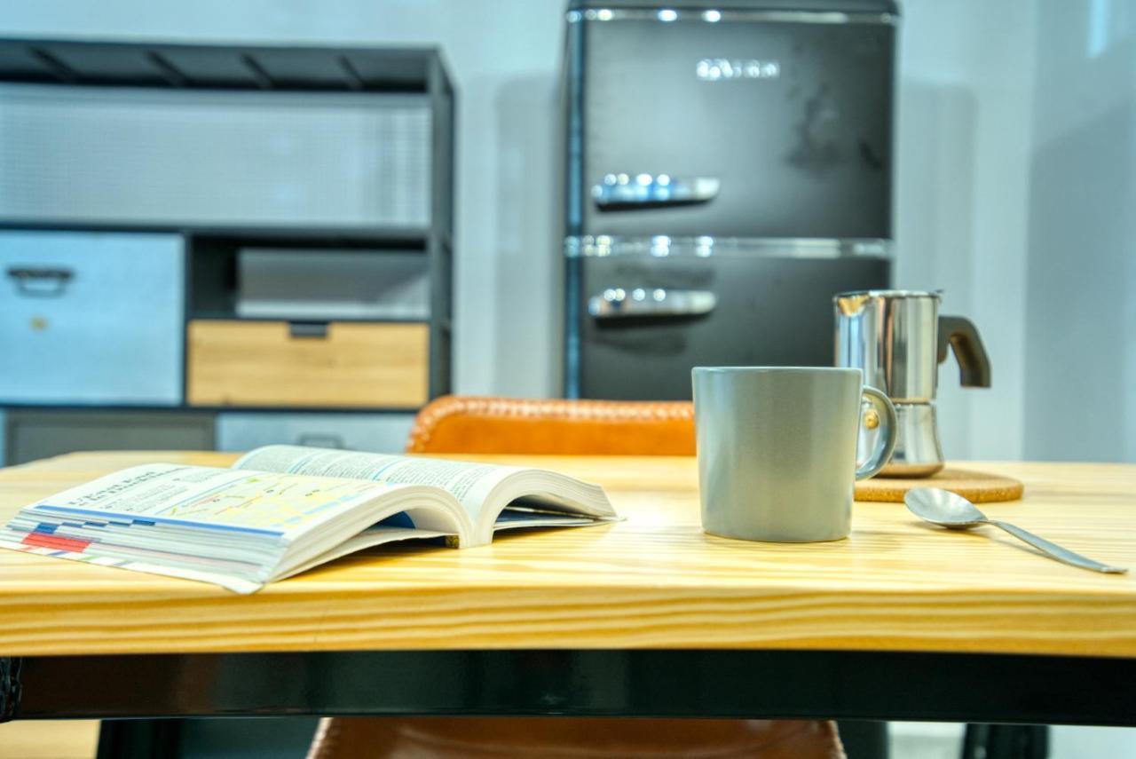 Italianflat - L'Angolo Dei Navigli Apartment Milan Bagian luar foto